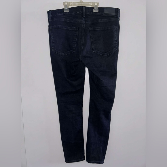 Express Women's, Midrise, Distressed black "Legging" Denim. Size 10s/10C - Picture 5 of 9